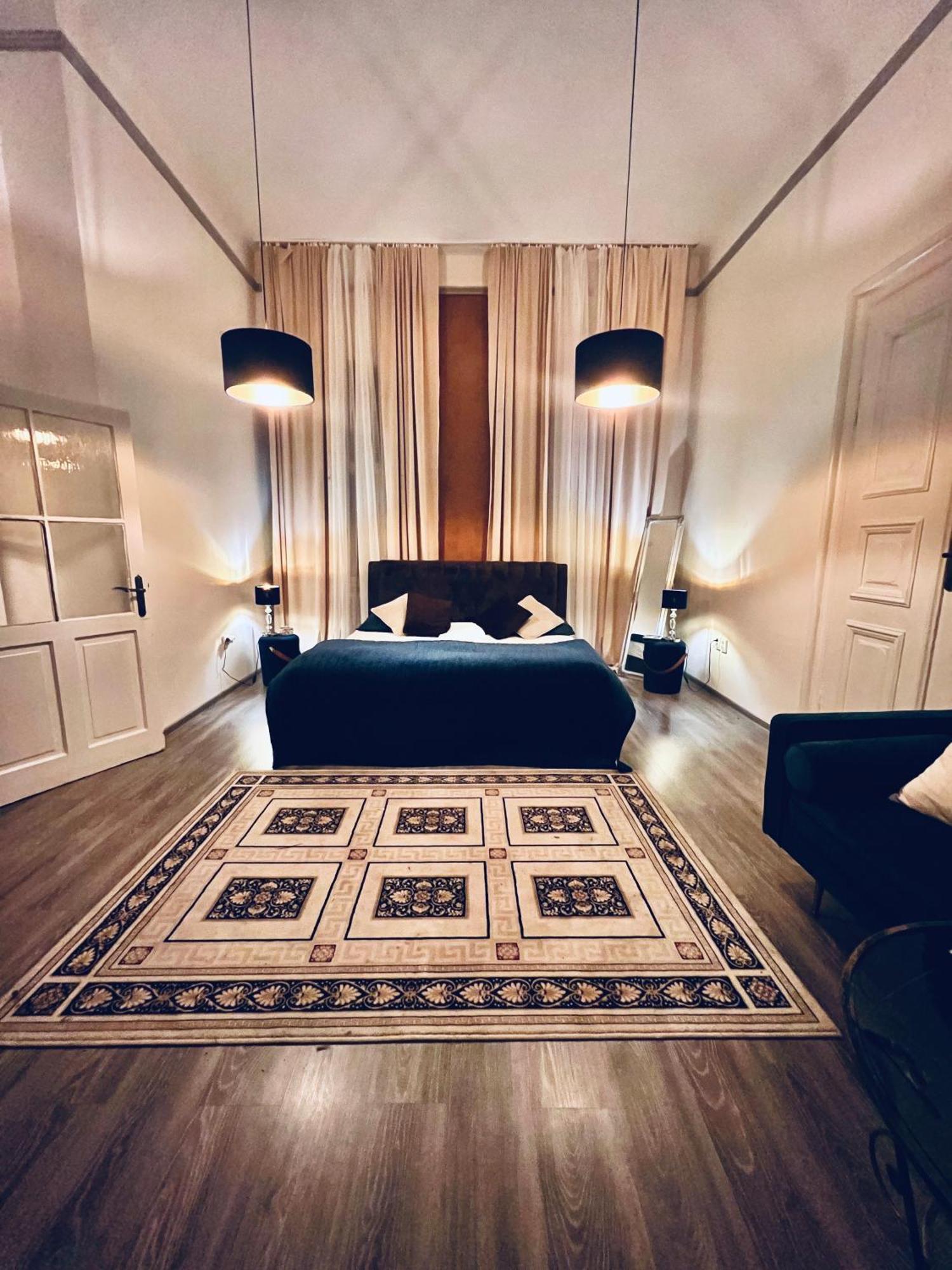 Csaky Palace 3 Bratislava Apartment Екстериор снимка