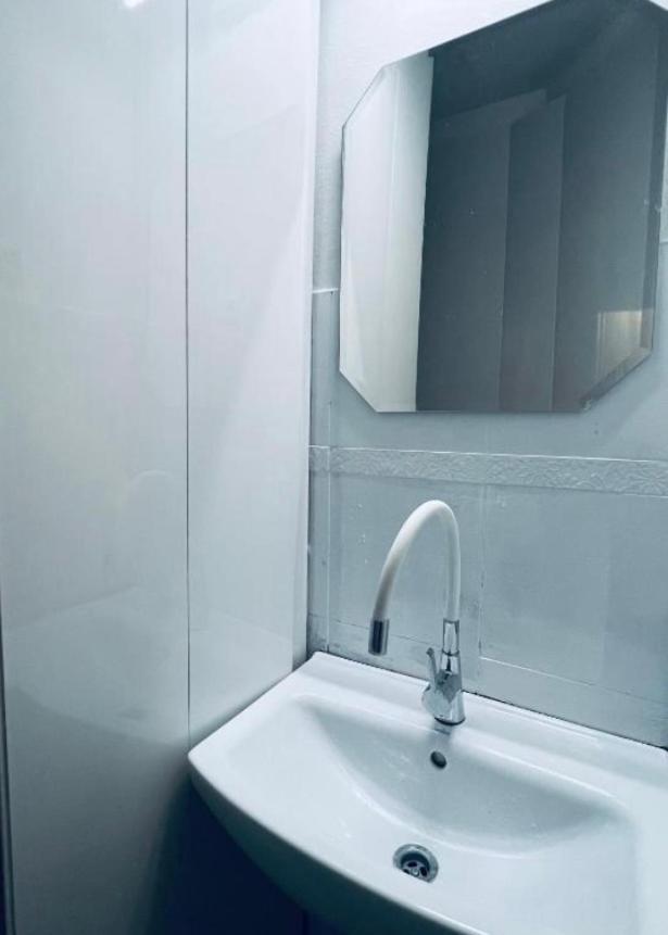 Csaky Palace 3 Bratislava Apartment Екстериор снимка